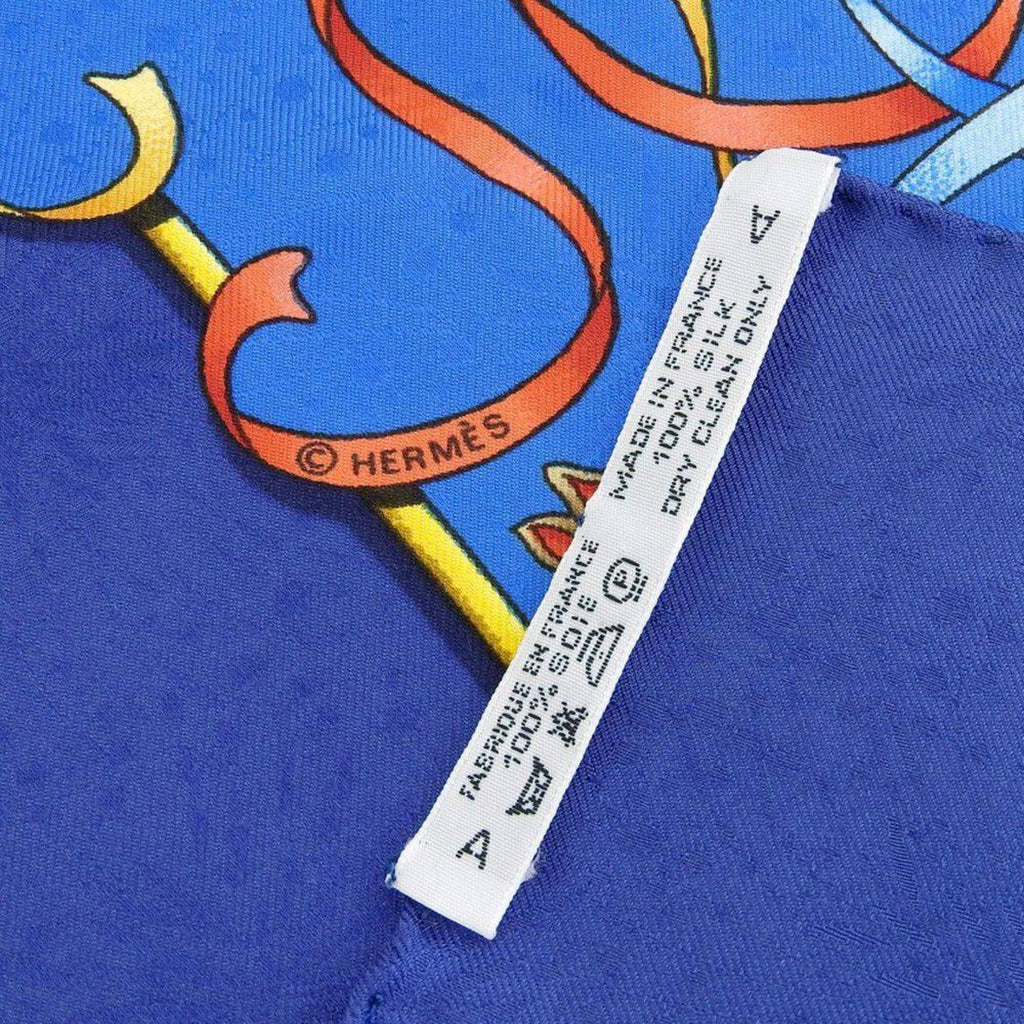 LUNA (Good) KARE90 Silk PARK Scarf Amusement Pre-Owned Park Muffler Carousel HERMES Blue Horse