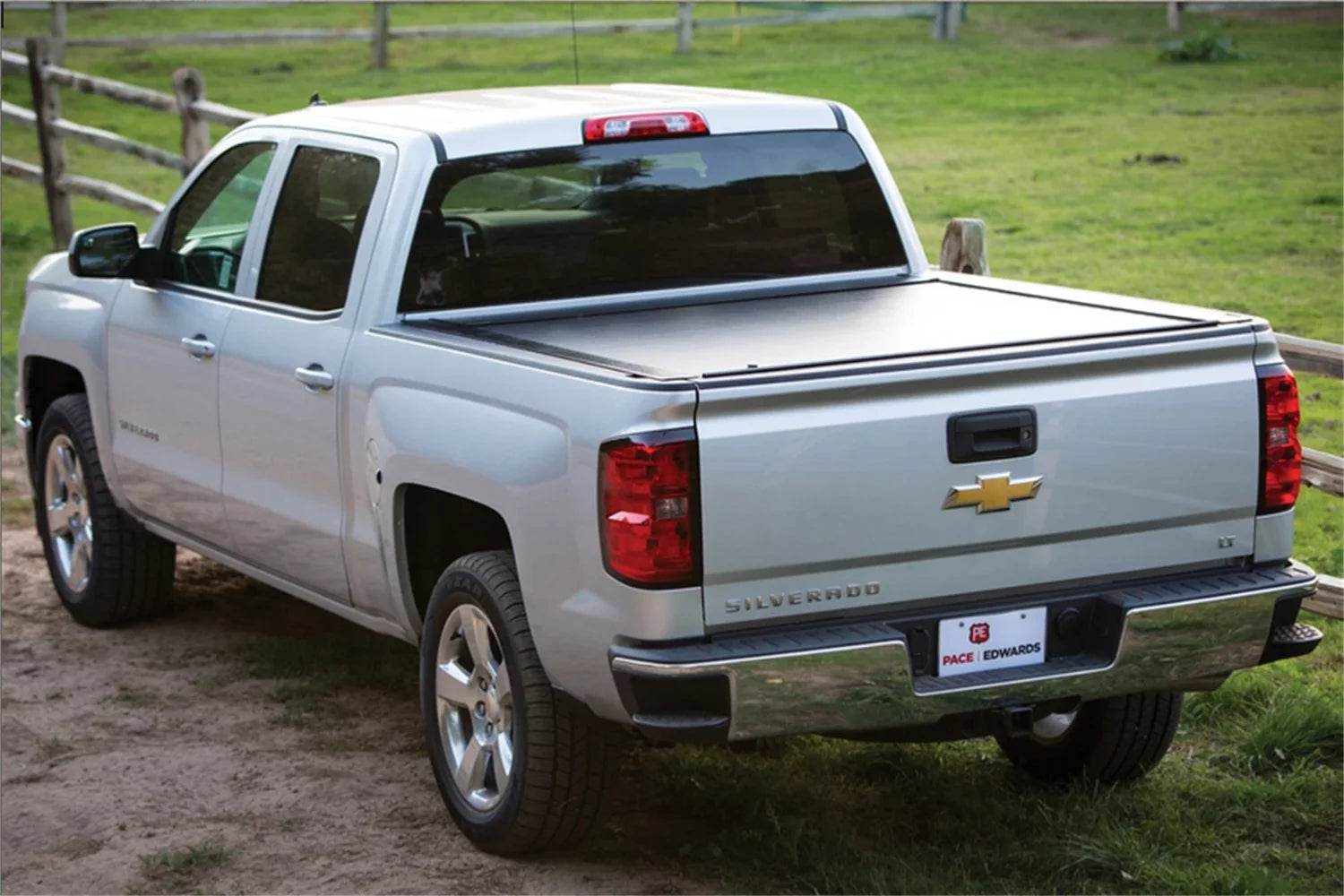 Kit Gladiator Cover Full-Metal Hard Retractable Manual Edwards Jeep Tonneau 2019 Tr2136 Pace For